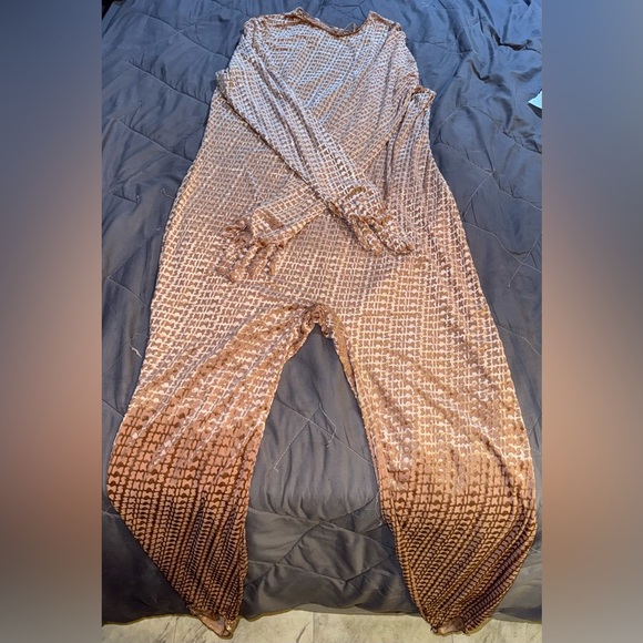 SKIMS VELVET CATSUIT JUMPSUIT CHAI (RARE DISCONTINUED) - Picture 2 of 7